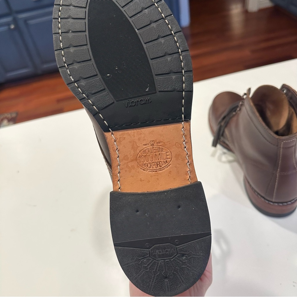 Mens Classic Brown Leather Boot - Picture 6 of 8